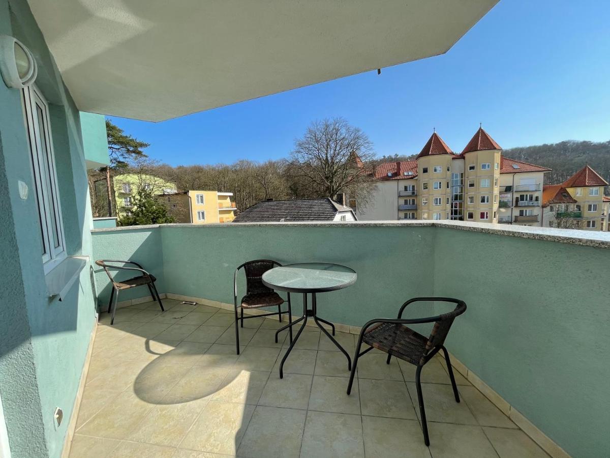 Wolin-Travel Fala Apartamenty Z Widokiem Na Morze ミエンジズドロイェ エクステリア 写真